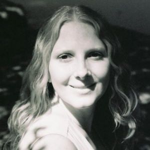 Meet your Posher, Alicia